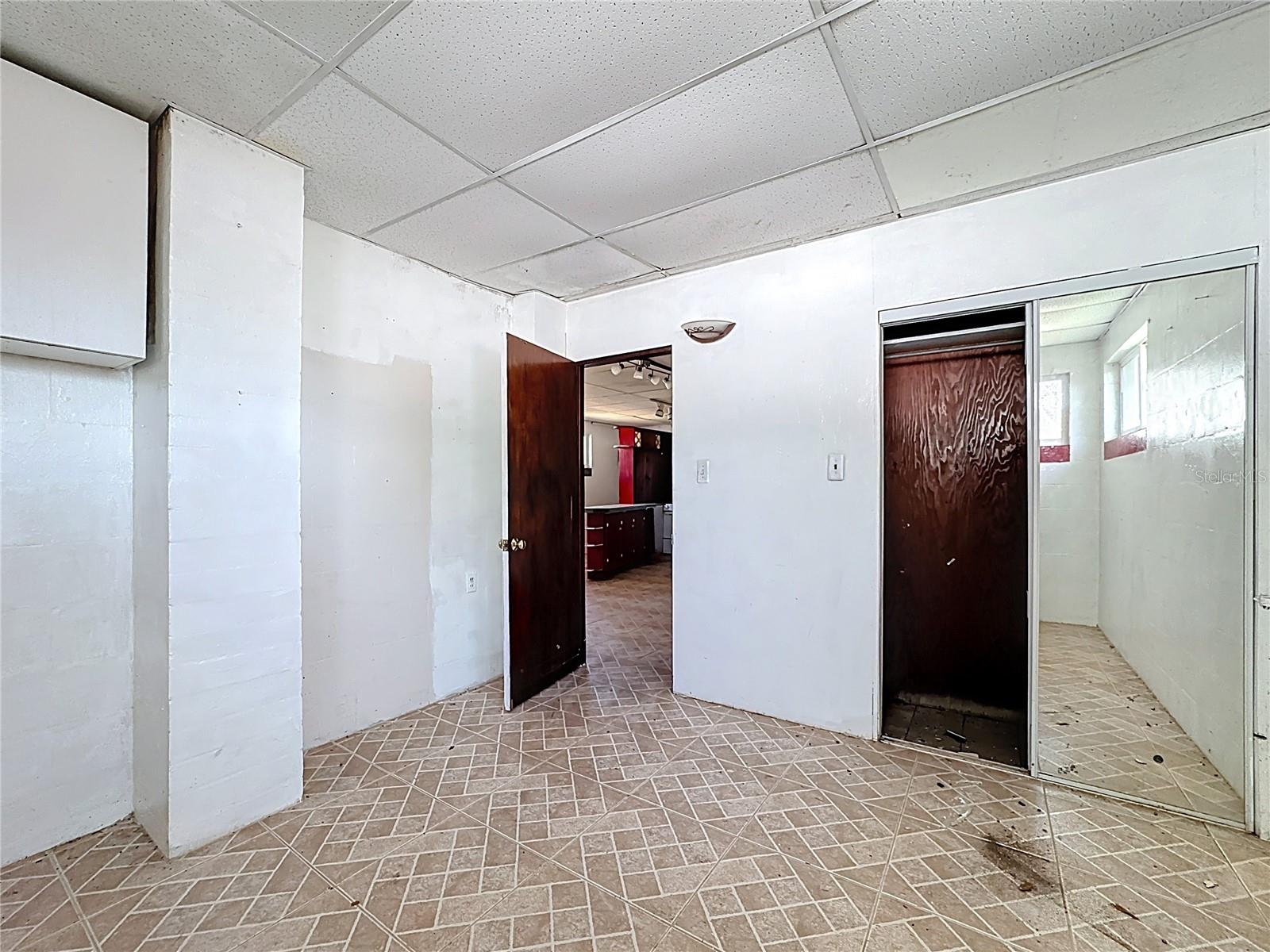 10440 FLOWERS AVE, ORLANDO, FL, 32825