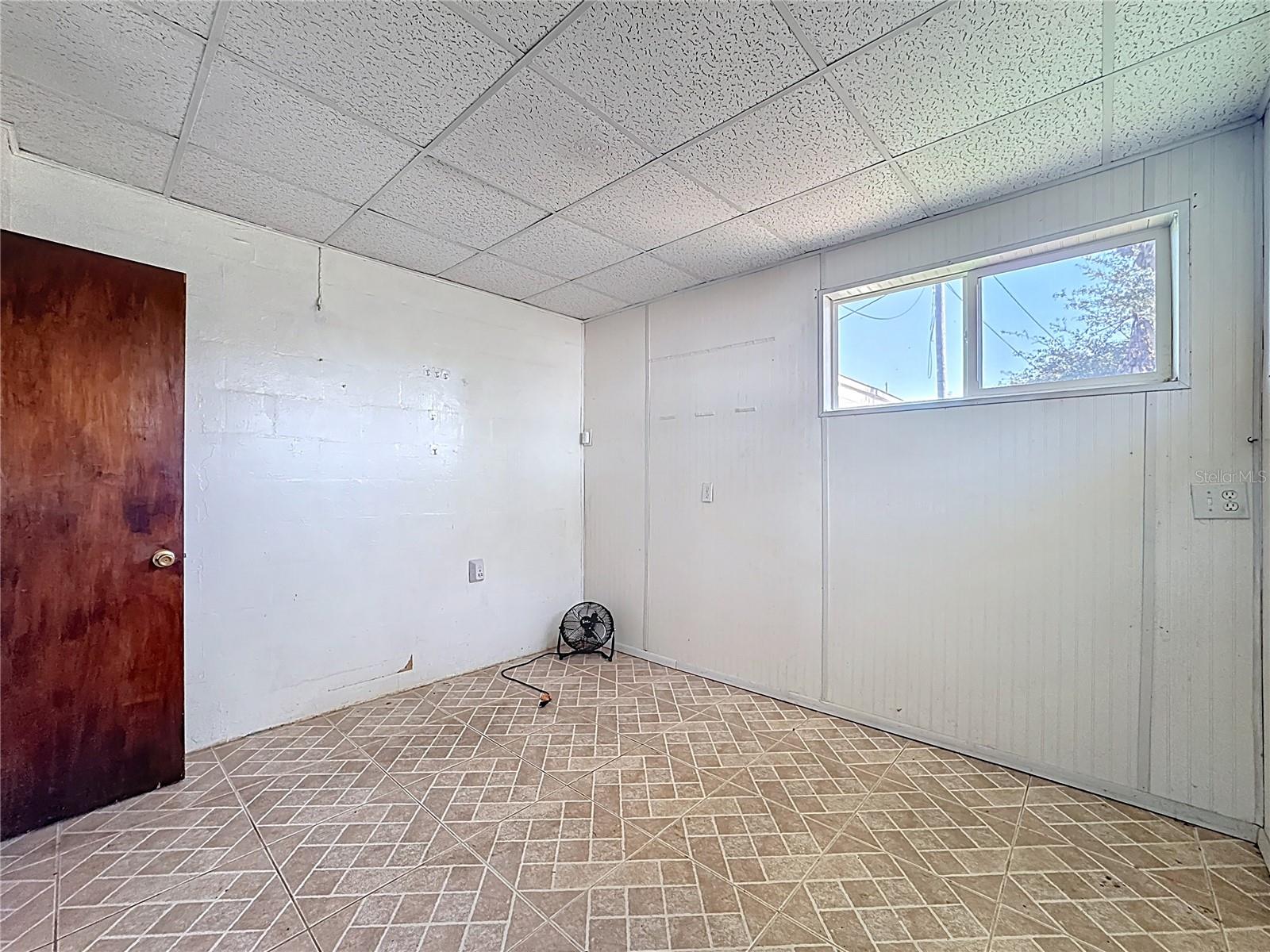 10440 FLOWERS AVE, ORLANDO, FL, 32825