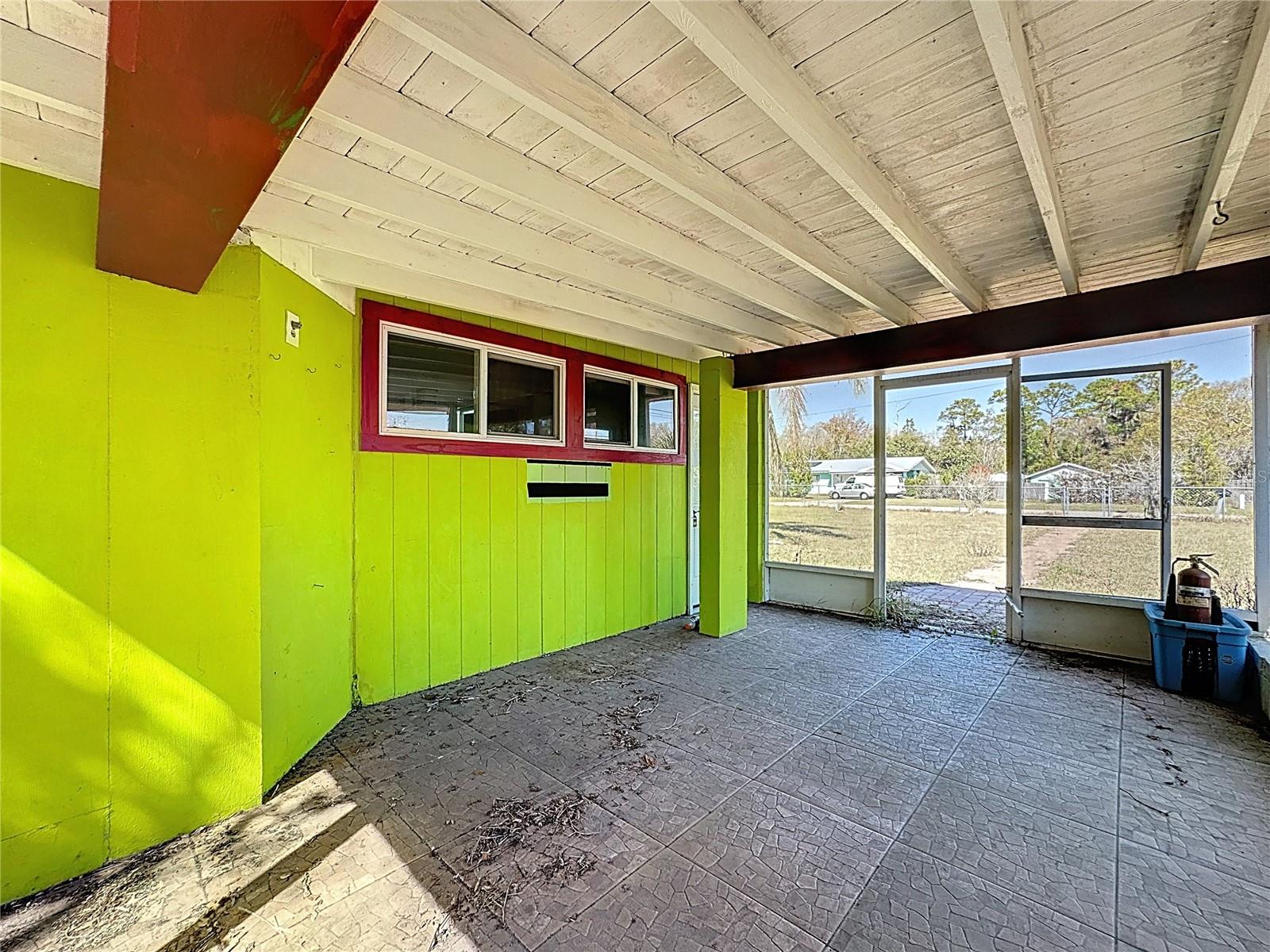 10440 FLOWERS AVE, ORLANDO, FL, 32825