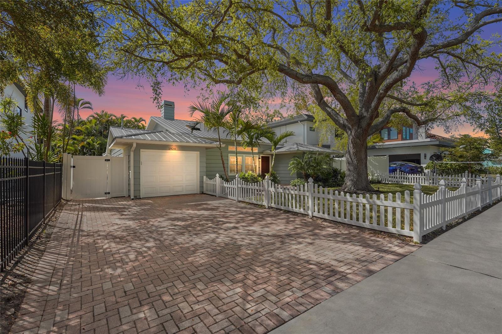1920 WISTERIA ST, SARASOTA, FL, 34239