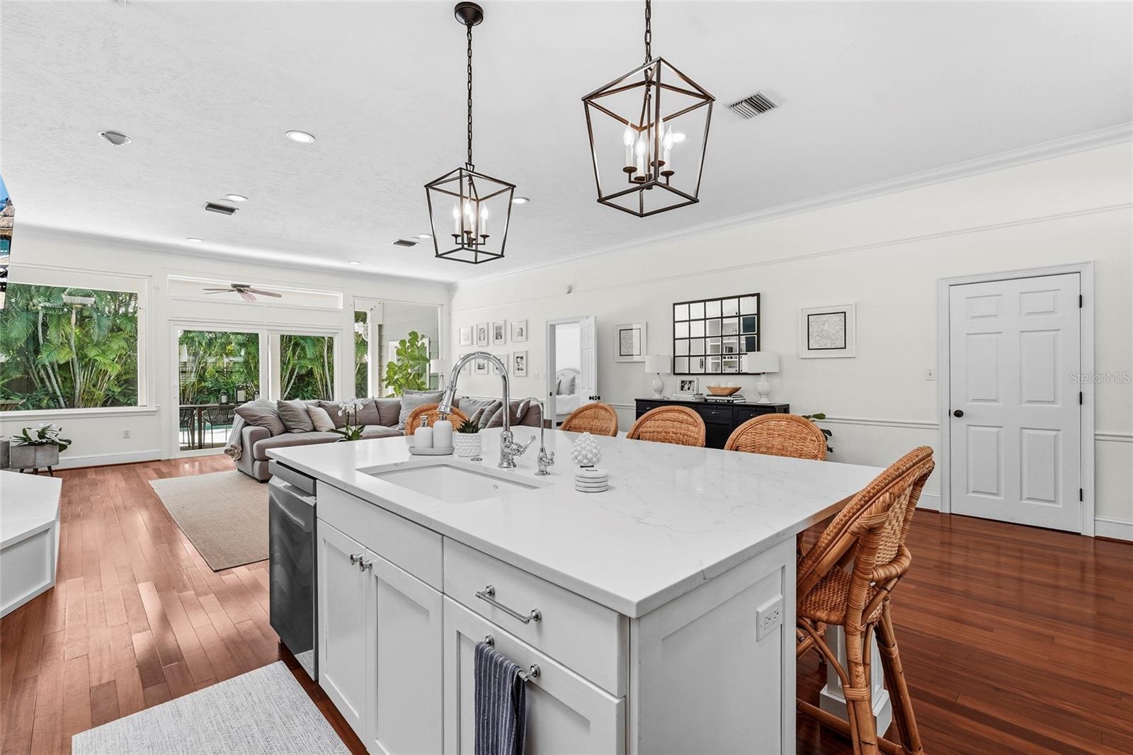 1920 WISTERIA ST, SARASOTA, FL, 34239