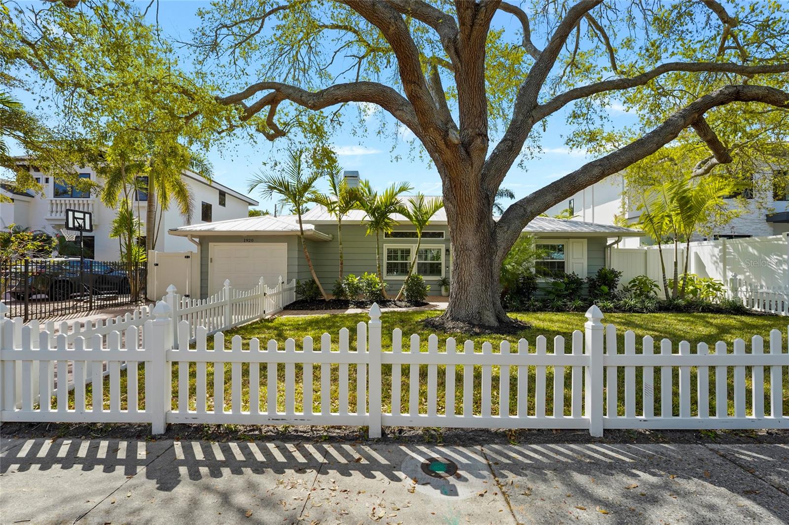 1920 WISTERIA ST, SARASOTA, FL, 34239