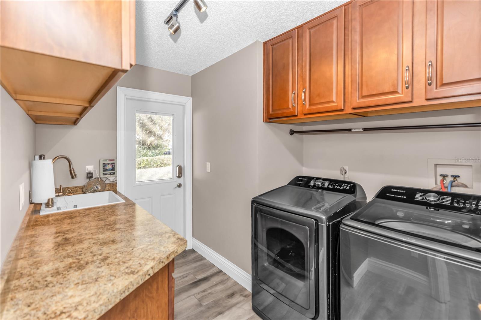 404 GLEN ABBEY LN, DEBARY, FL, 32713