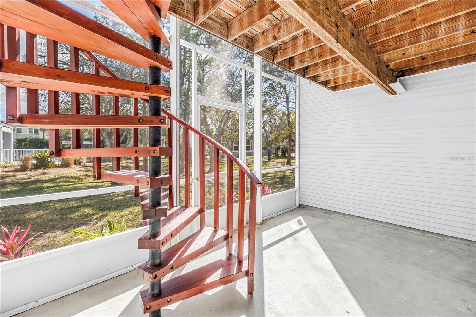 9613 TARA CAY CT, SEMINOLE, FL, 33776