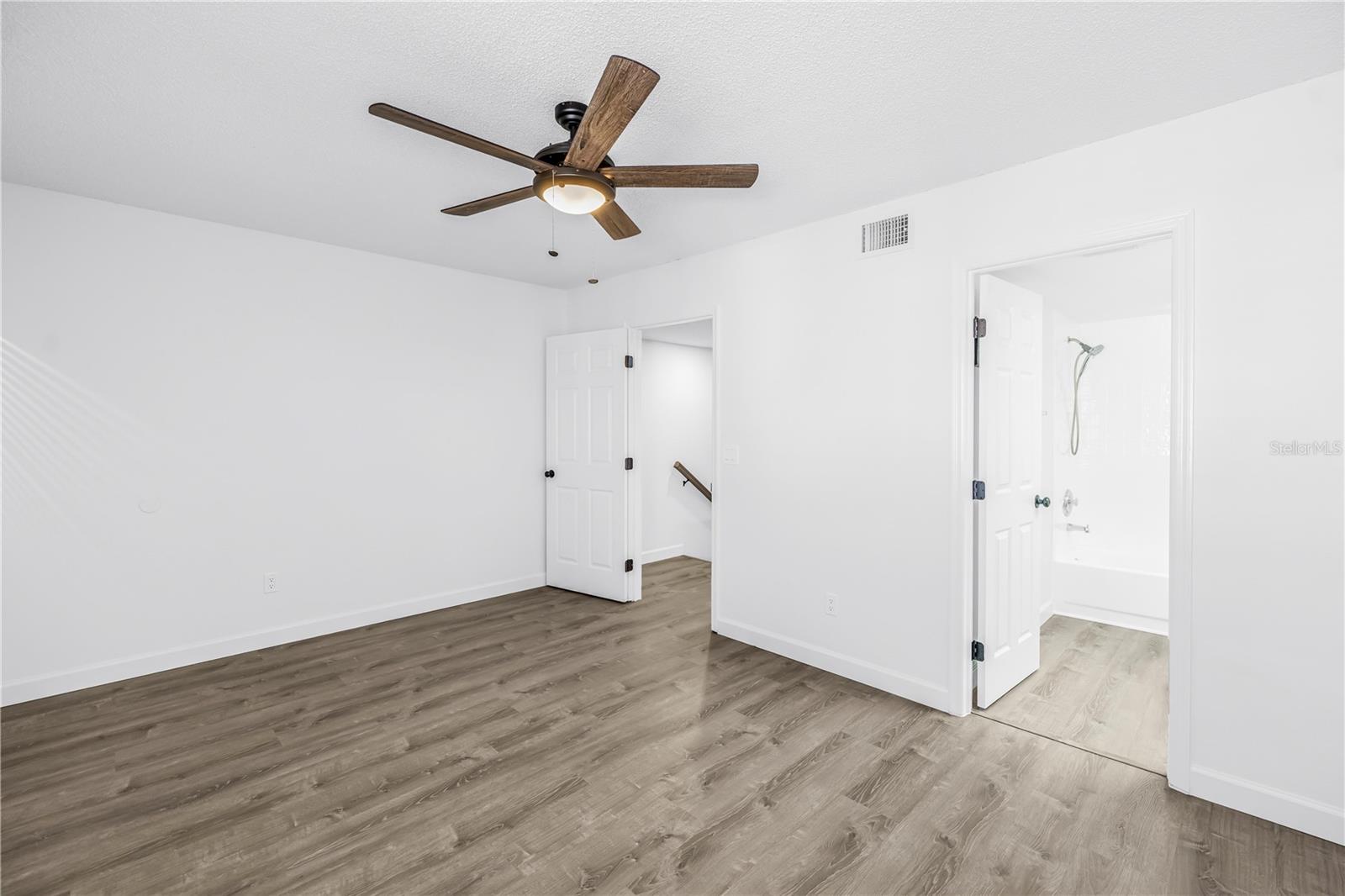 9613 TARA CAY CT, SEMINOLE, FL, 33776