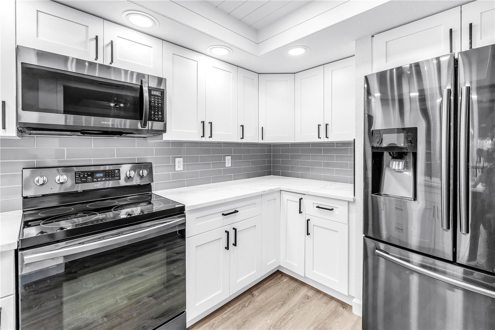 9613 TARA CAY CT, SEMINOLE, FL, 33776