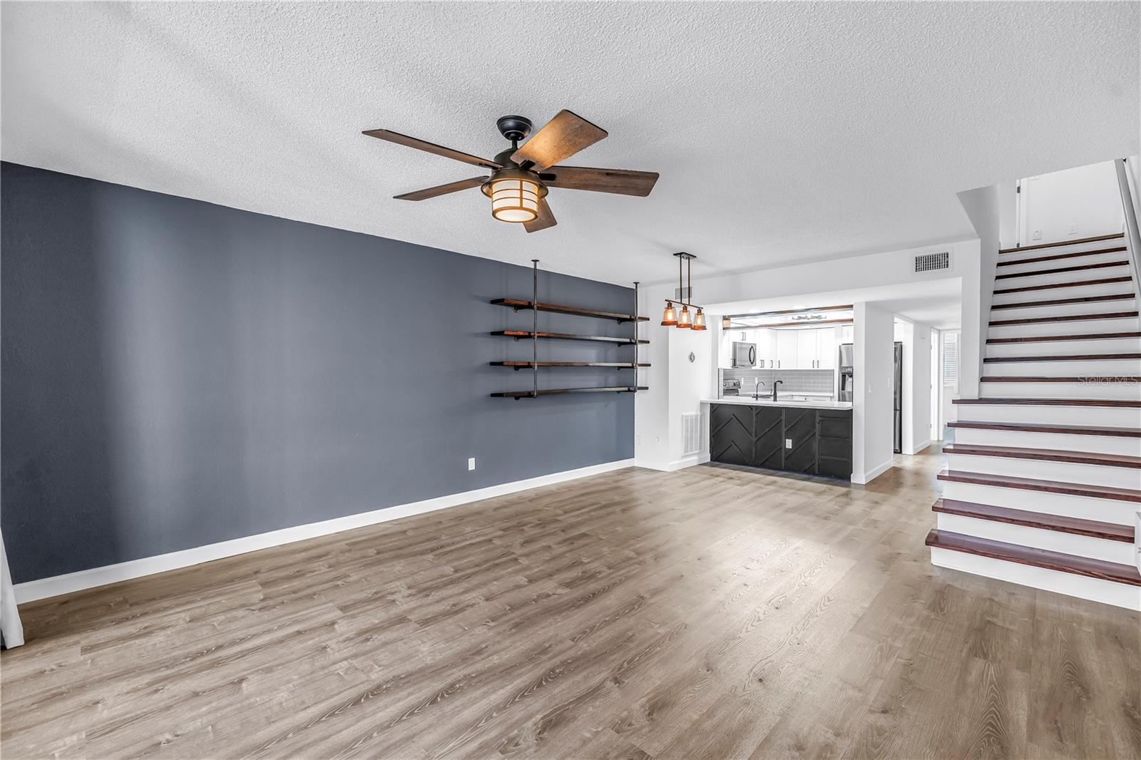 9613 TARA CAY CT, SEMINOLE, FL, 33776