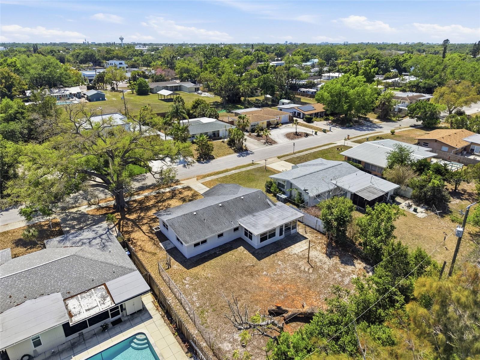 2227 GROVE ST, SARASOTA, FL, 34239