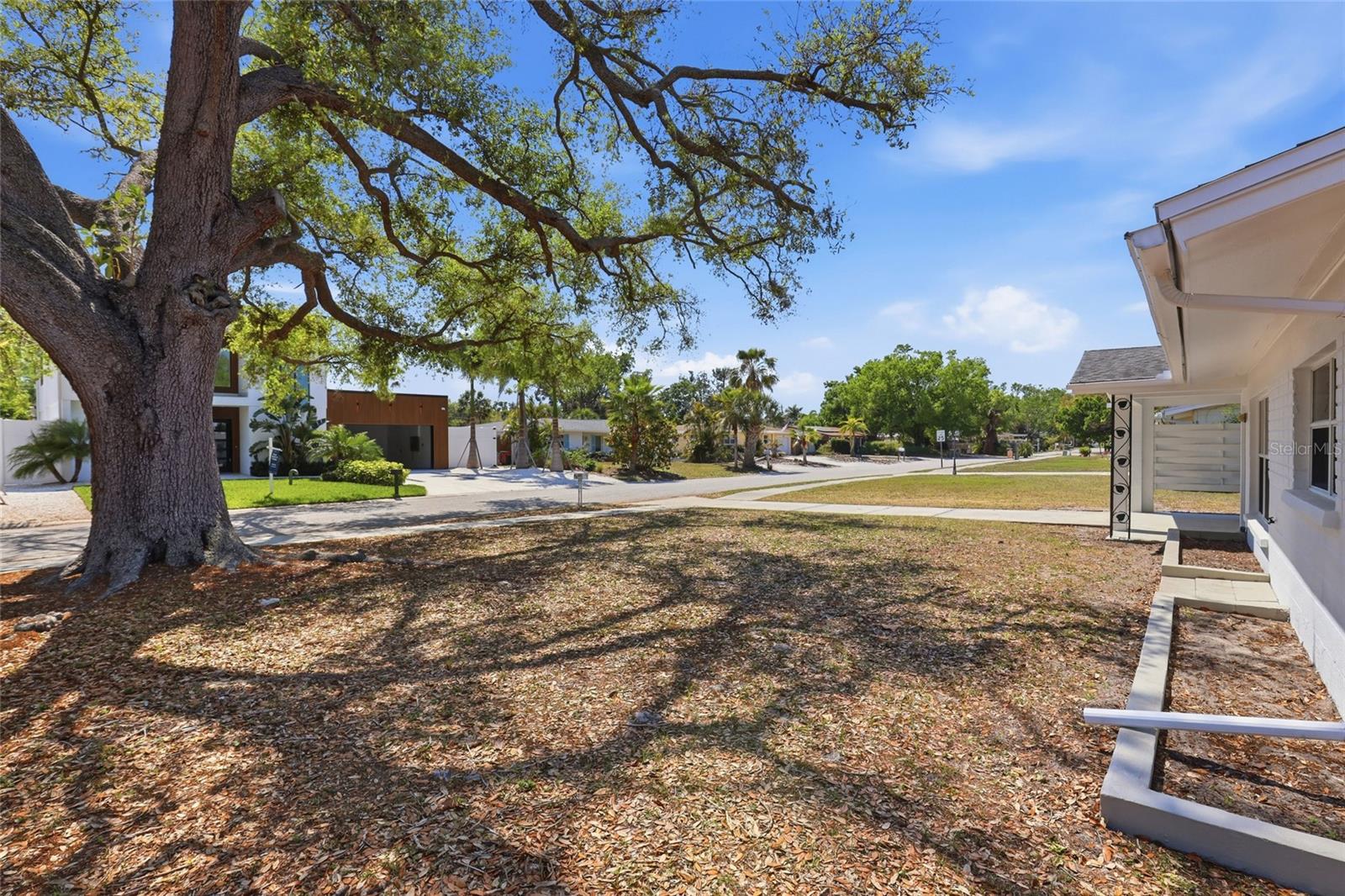 2227 GROVE ST, SARASOTA, FL, 34239