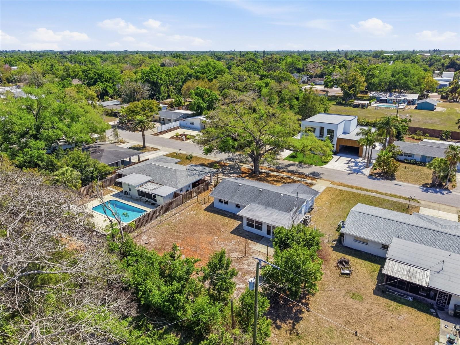 2227 GROVE ST, SARASOTA, FL, 34239