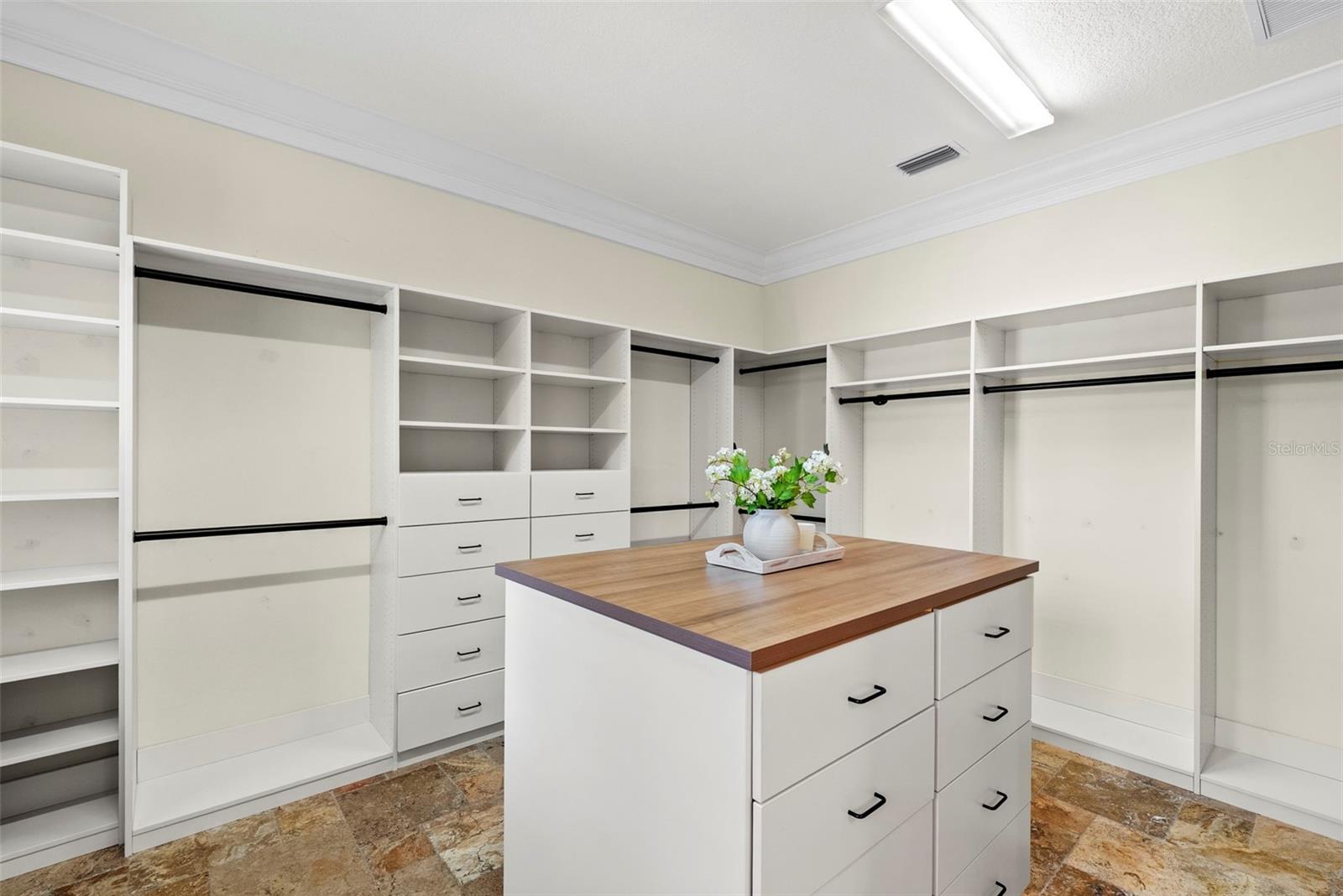 4911 W MELROSE AVE S, TAMPA, FL, 33629