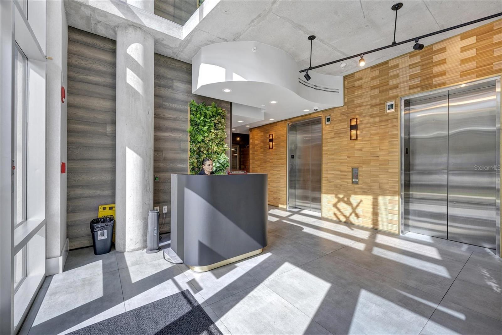 525 E JACKSON ST #404 + 409, ORLANDO, FL, 32801