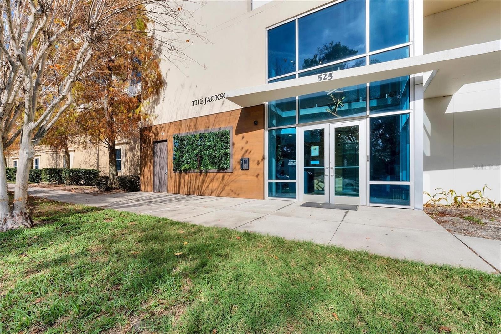 525 E JACKSON ST #404 + 409, ORLANDO, FL, 32801