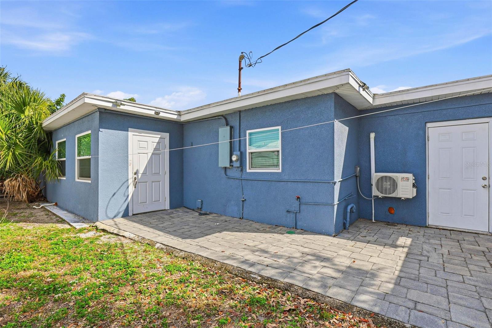 2521 W CREST AVE, TAMPA, FL, 33614