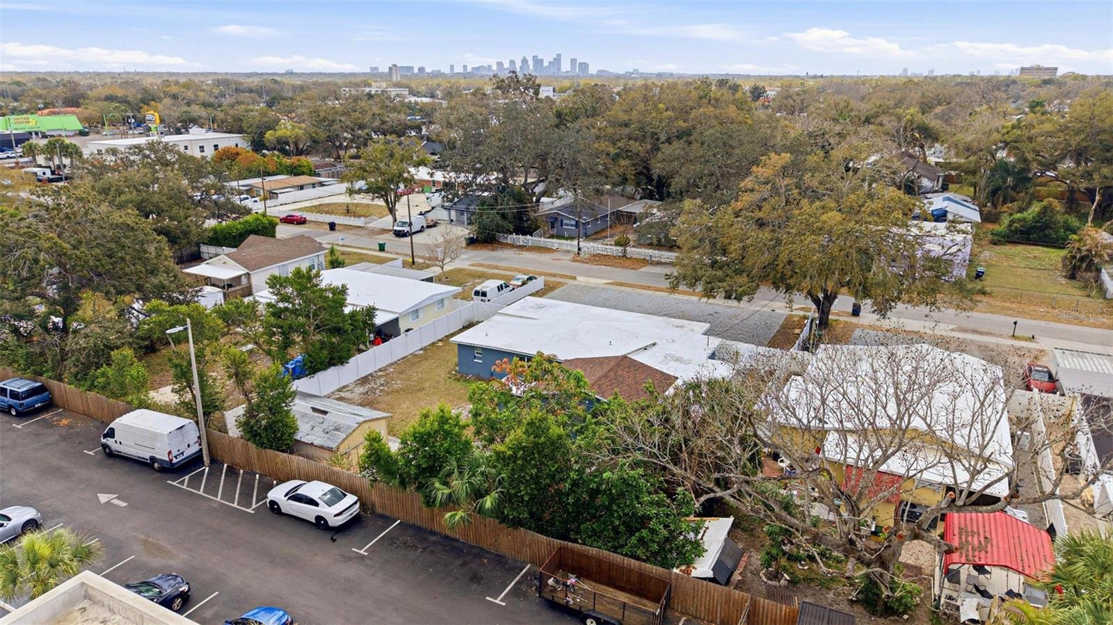 2521 W CREST AVE, TAMPA, FL, 33614