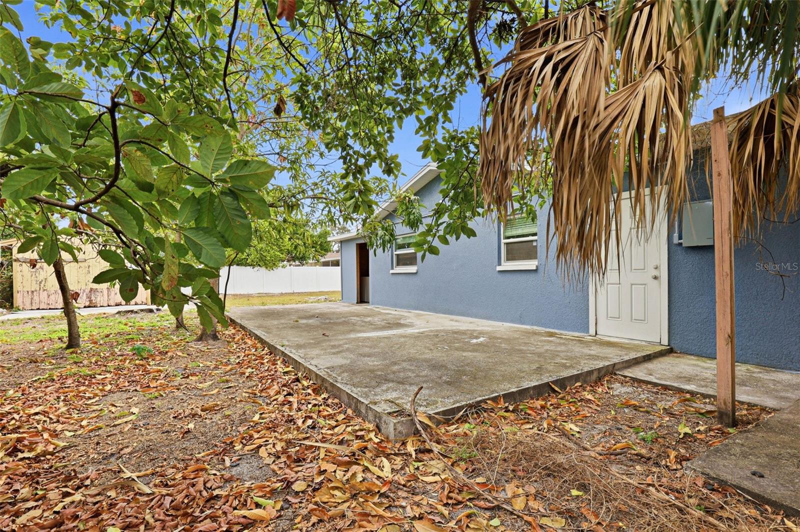 2521 W CREST AVE, TAMPA, FL, 33614