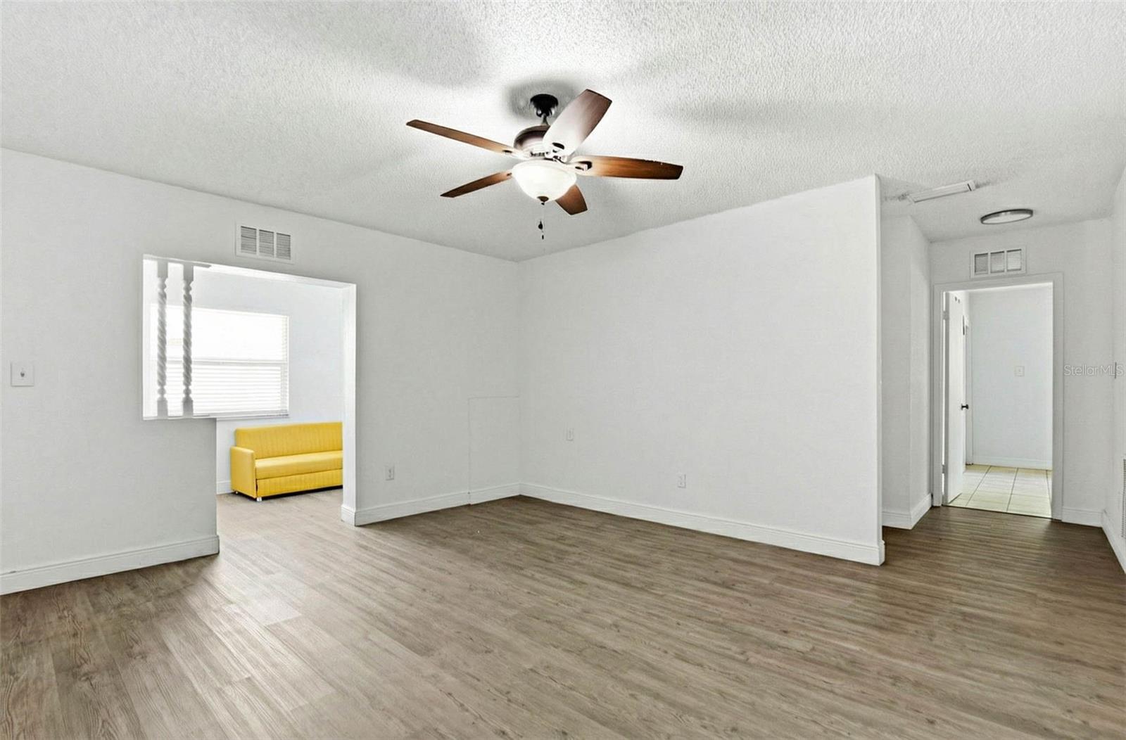 2521 W CREST AVE, TAMPA, FL, 33614