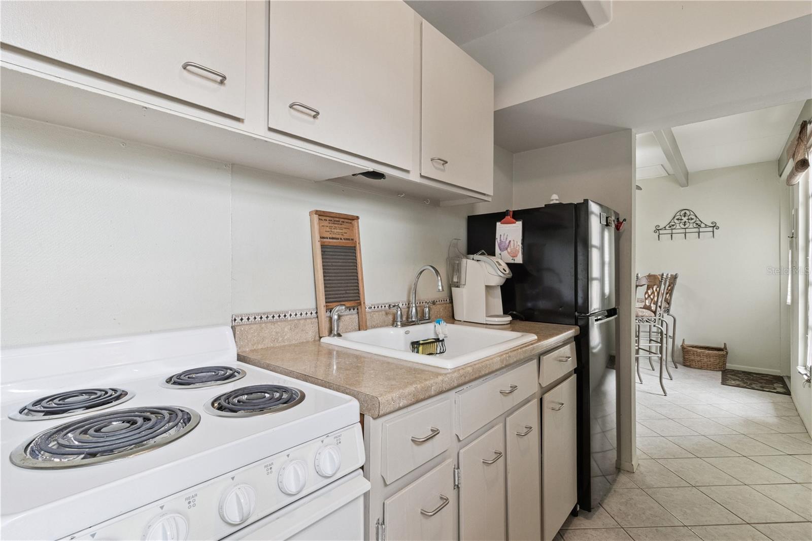 1703 CLUB CIR, LAKESHORE, FL, 33854