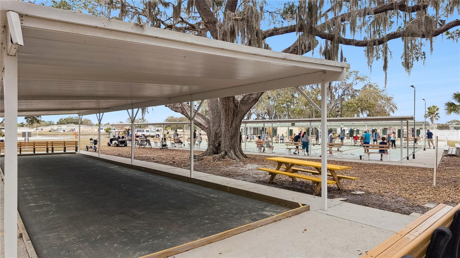 1703 CLUB CIR, LAKESHORE, FL, 33854