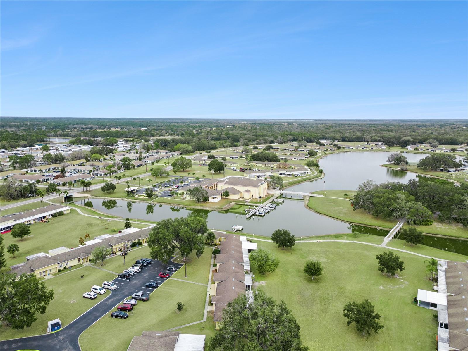 1703 CLUB CIR, LAKESHORE, FL, 33854