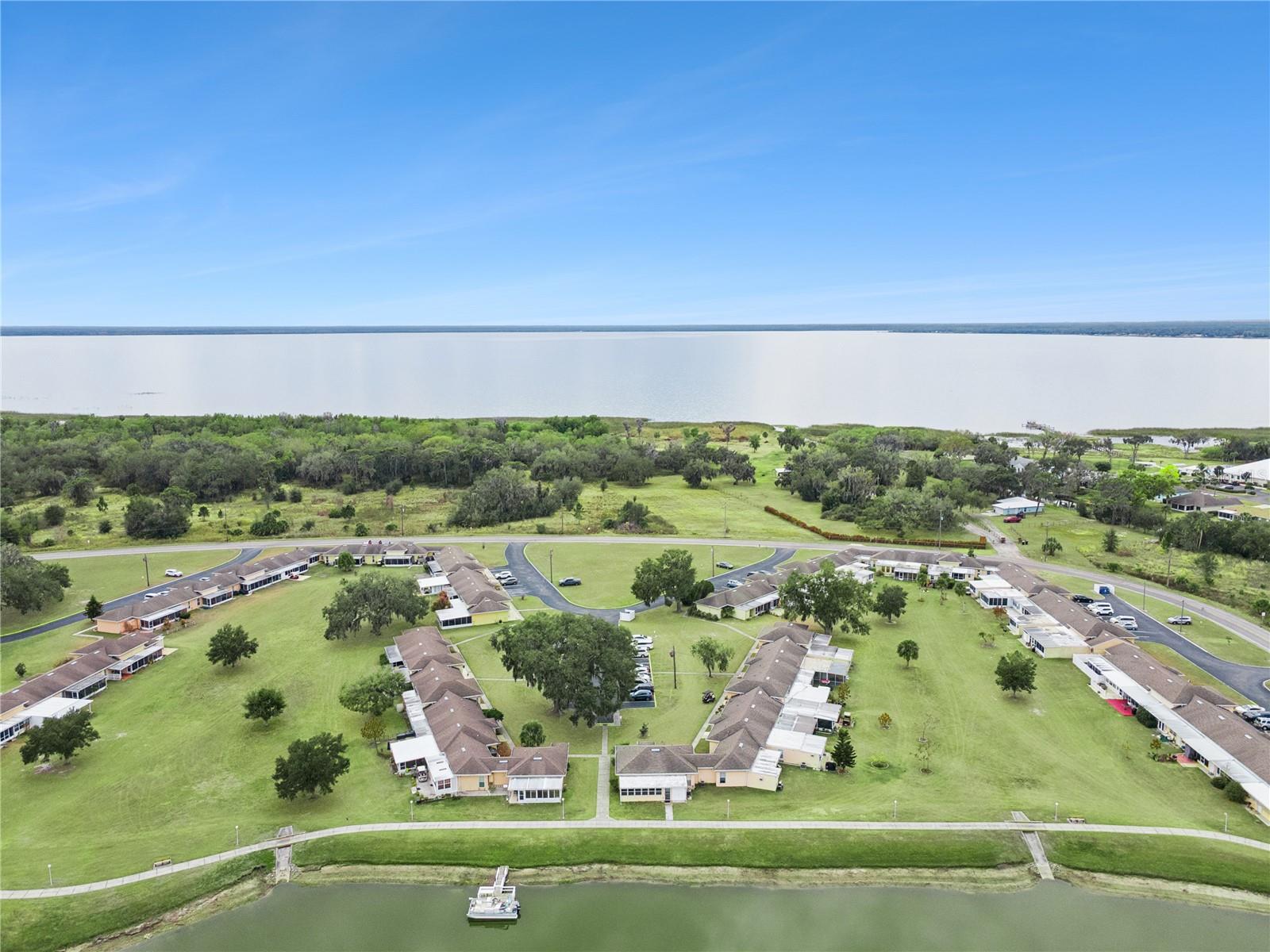 1703 CLUB CIR, LAKESHORE, FL, 33854