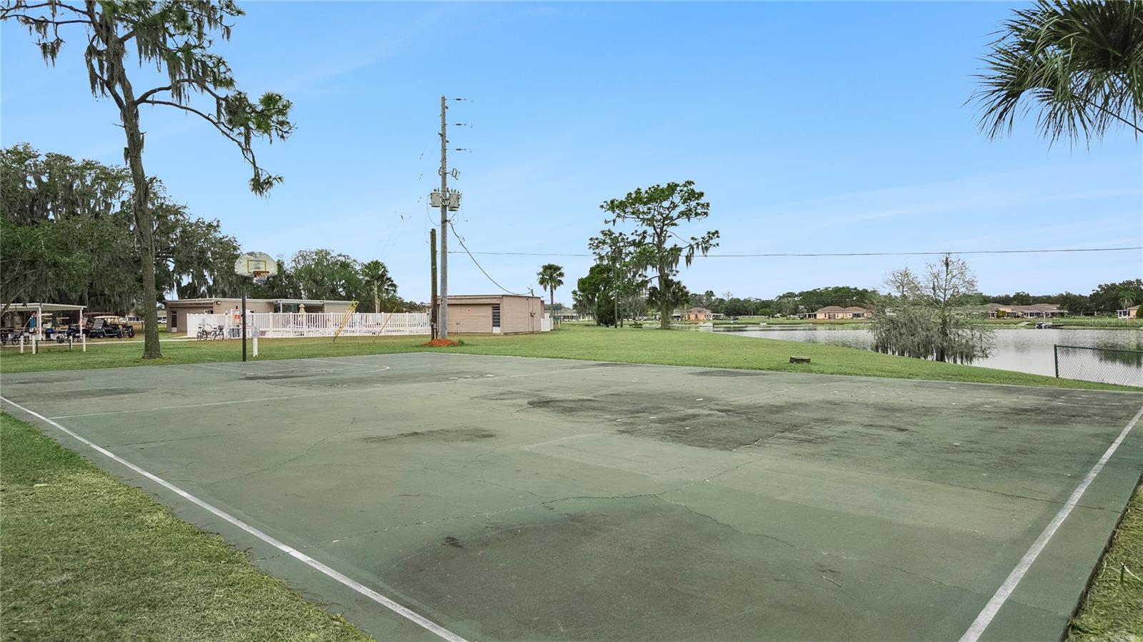 1703 CLUB CIR, LAKESHORE, FL, 33854