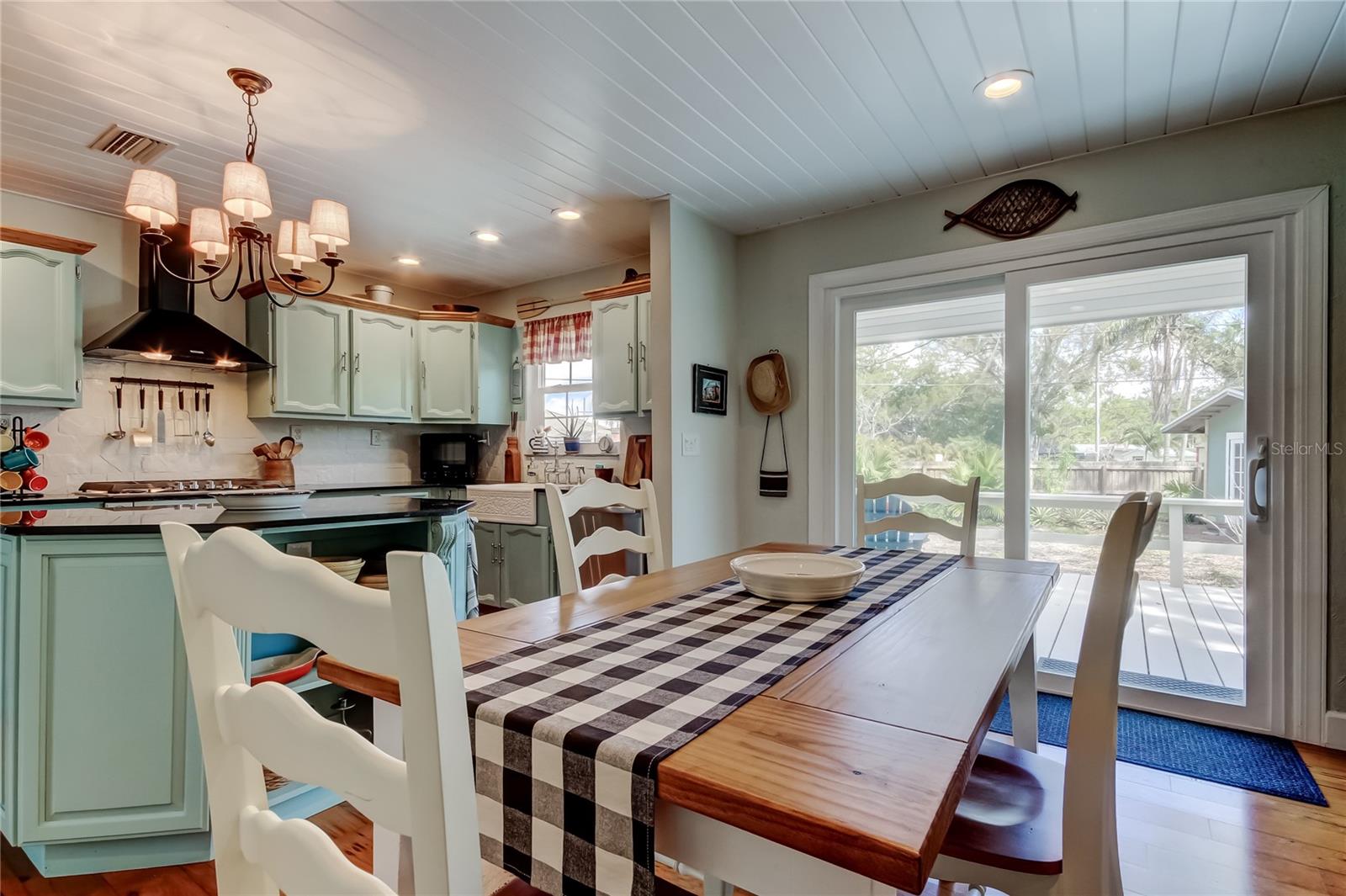 400 MIRA VISTA DR, DUNEDIN, FL, 34698