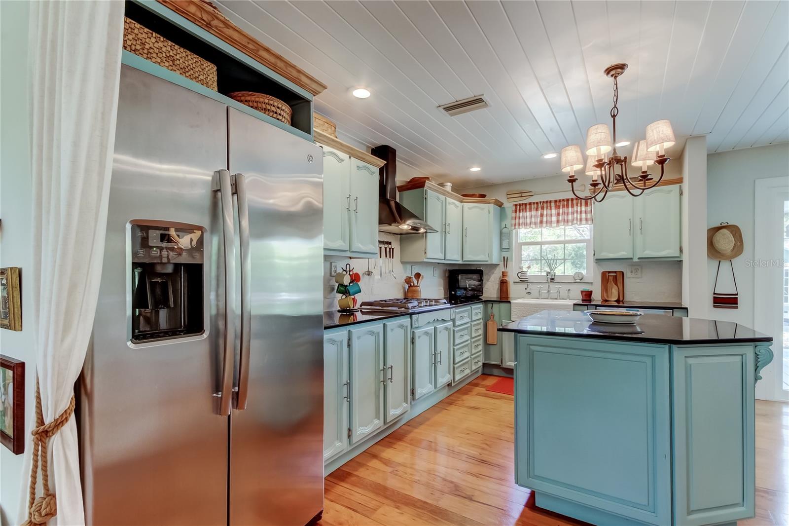 400 MIRA VISTA DR, DUNEDIN, FL, 34698