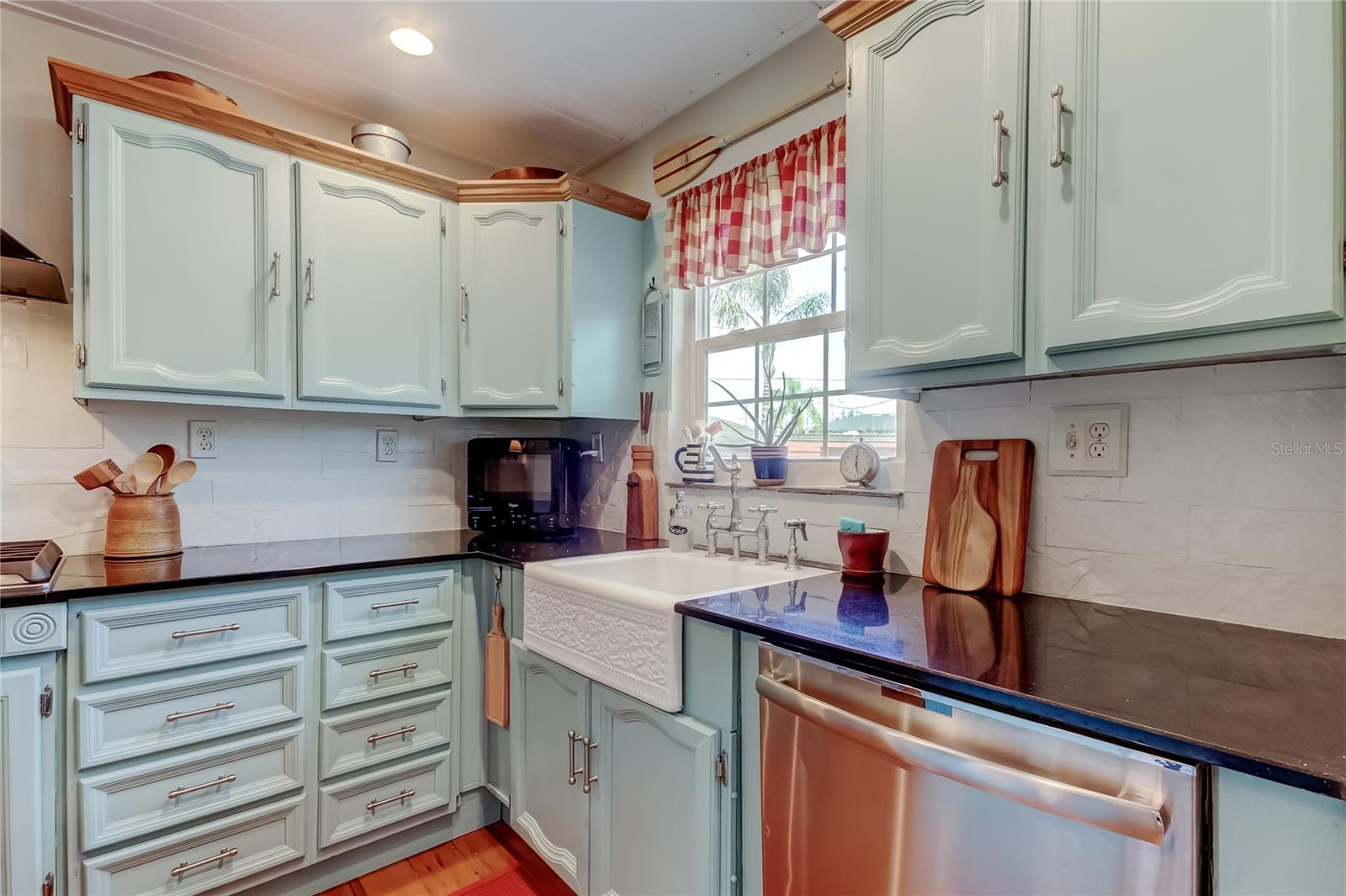 400 MIRA VISTA DR, DUNEDIN, FL, 34698