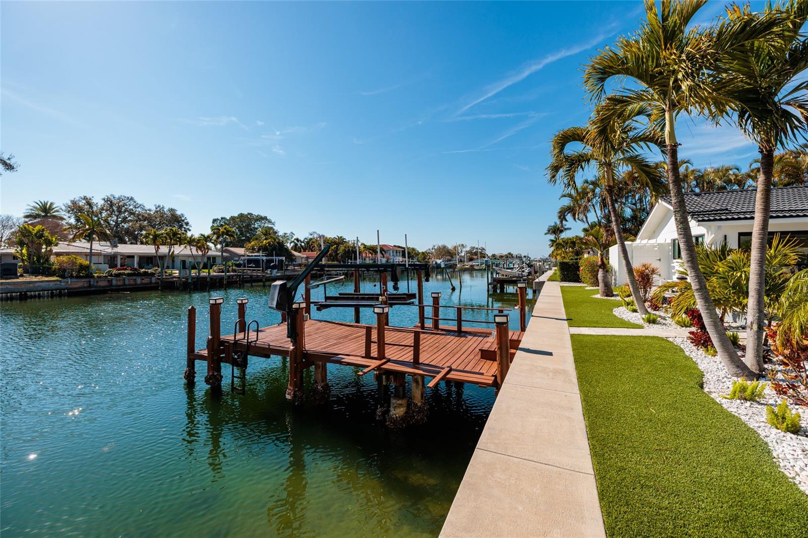 TB8479698 Property Photo