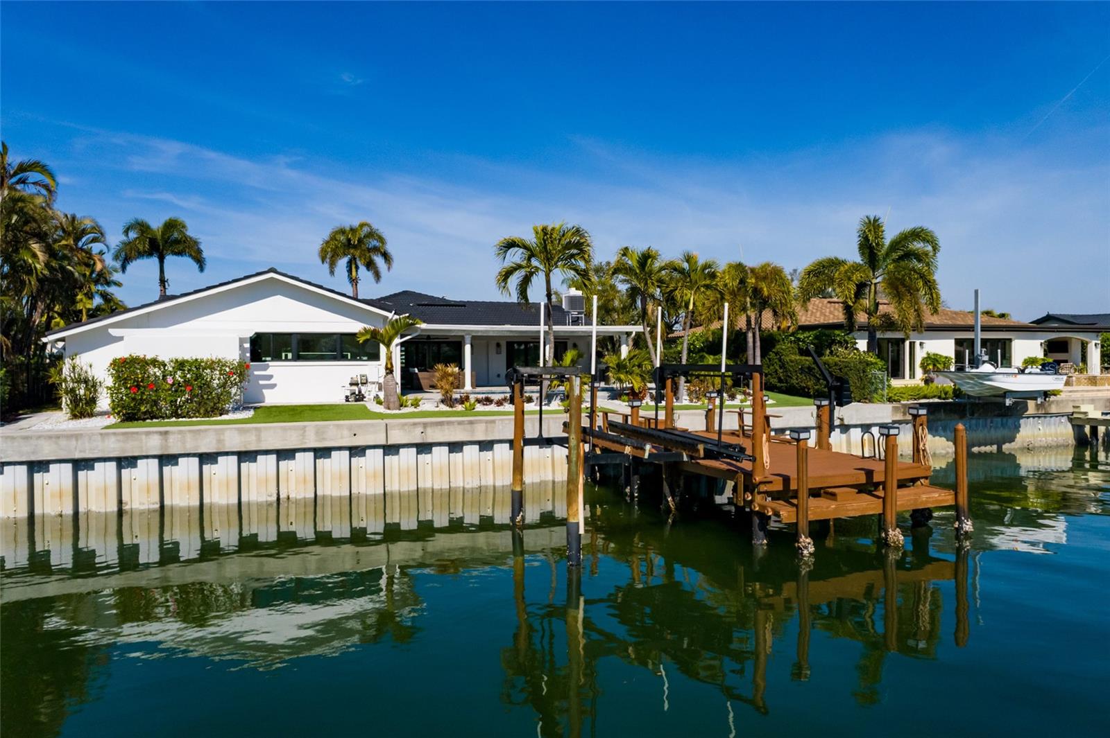 TB8479698 Property Photo