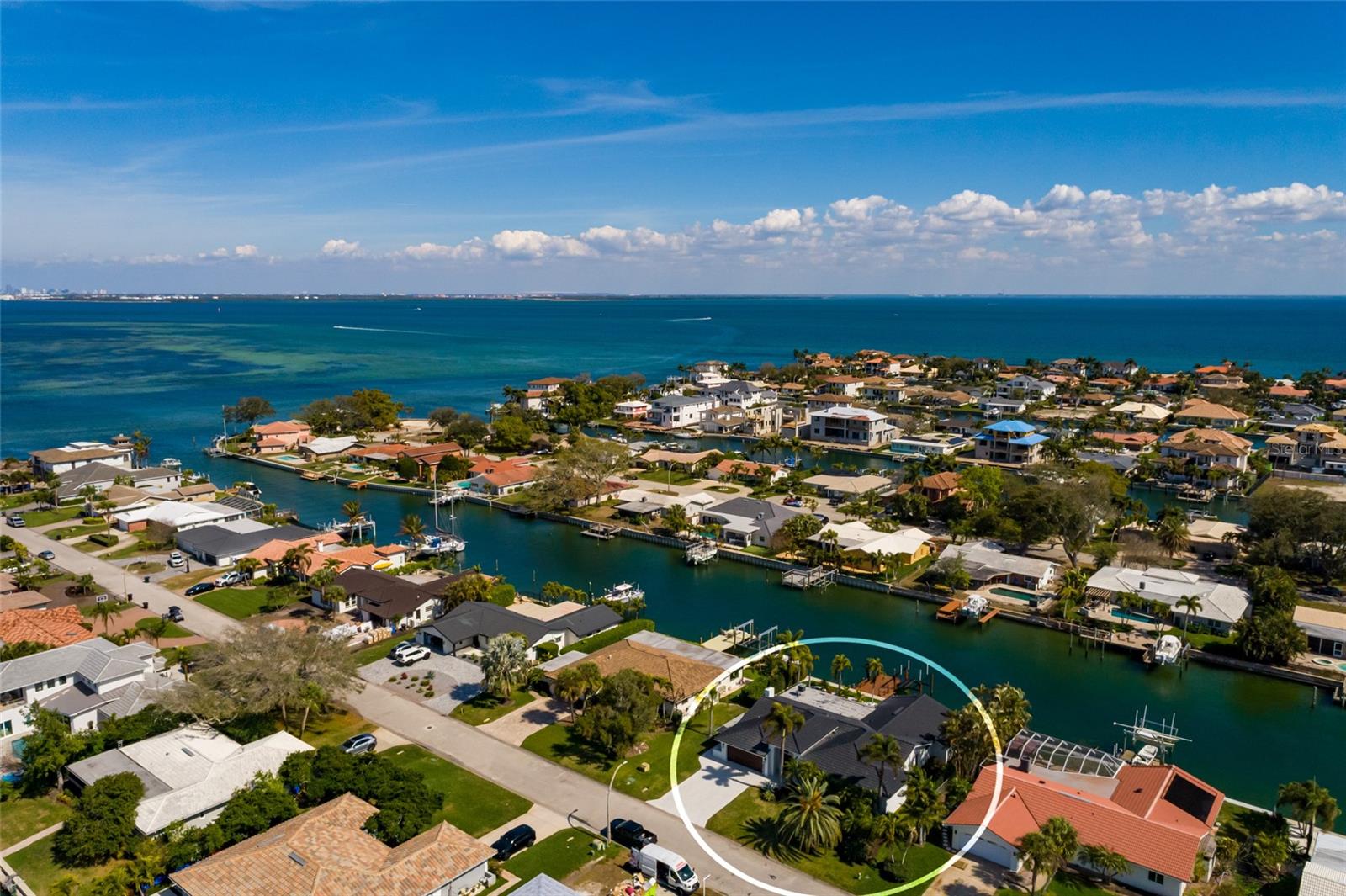 TB8479698 Property Photo