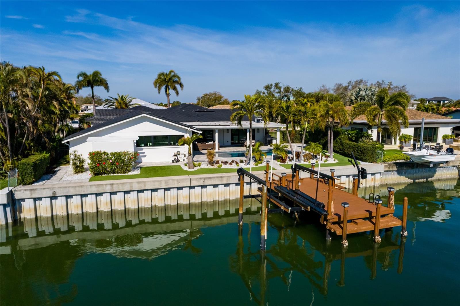 TB8479698 Property Photo