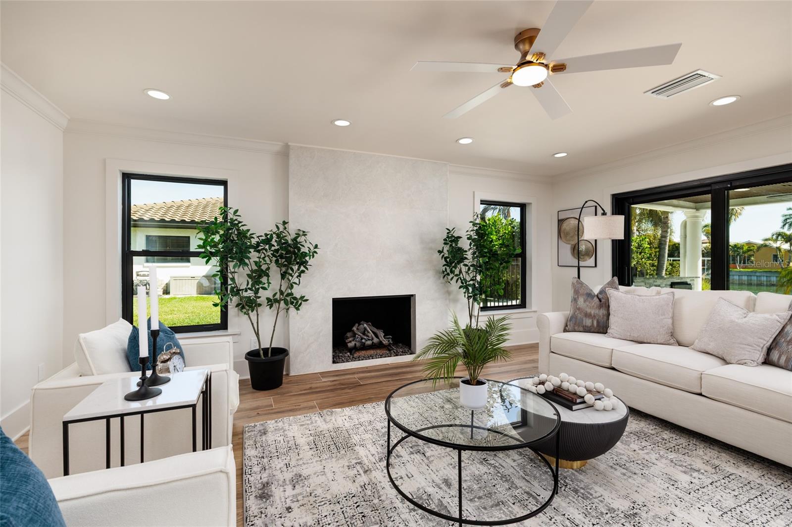 TB8479698 Property Photo