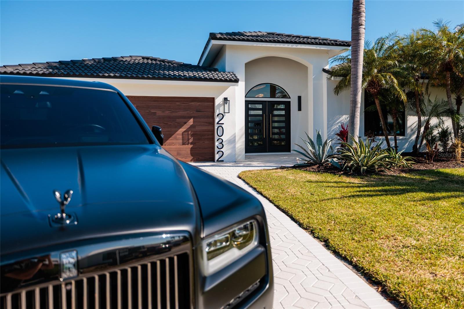 TB8479698 Property Photo