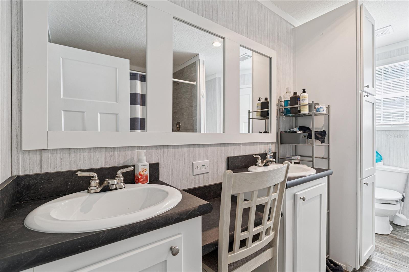 L4959680 Property Photo