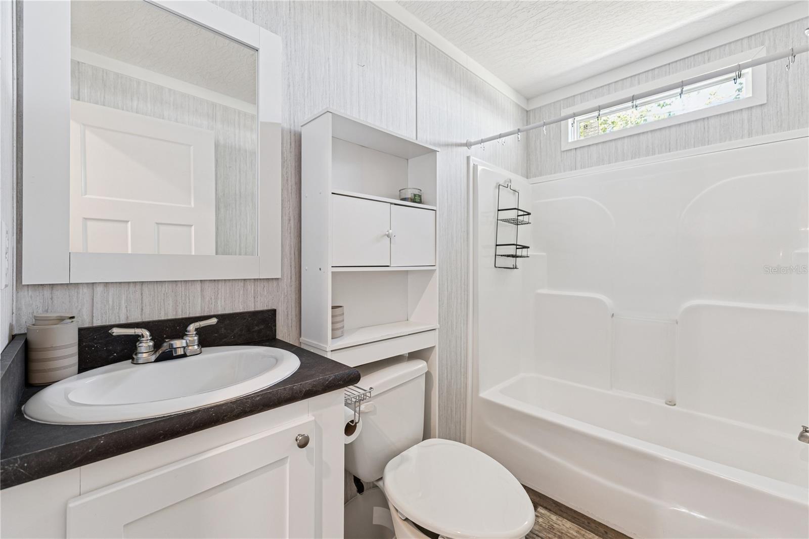 L4959680 Property Photo