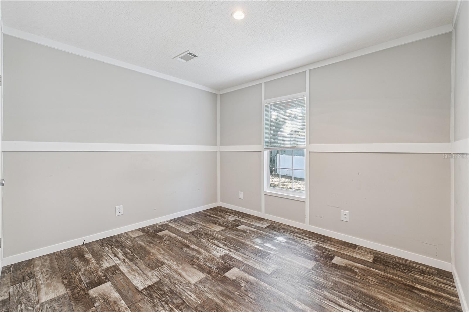 L4959680 Property Photo