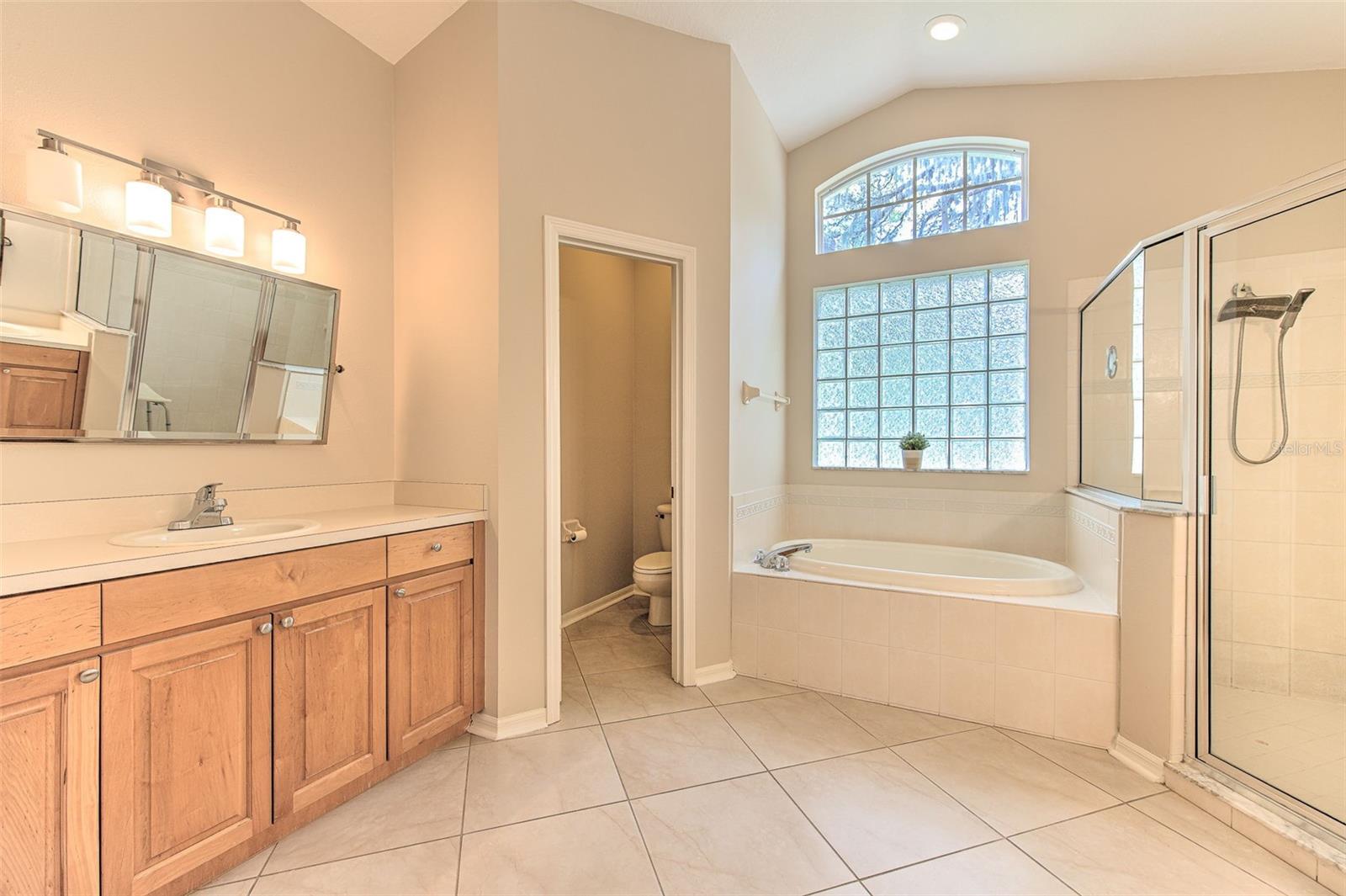 2641 BROOKVILLE DR, VALRICO, FL, 33596