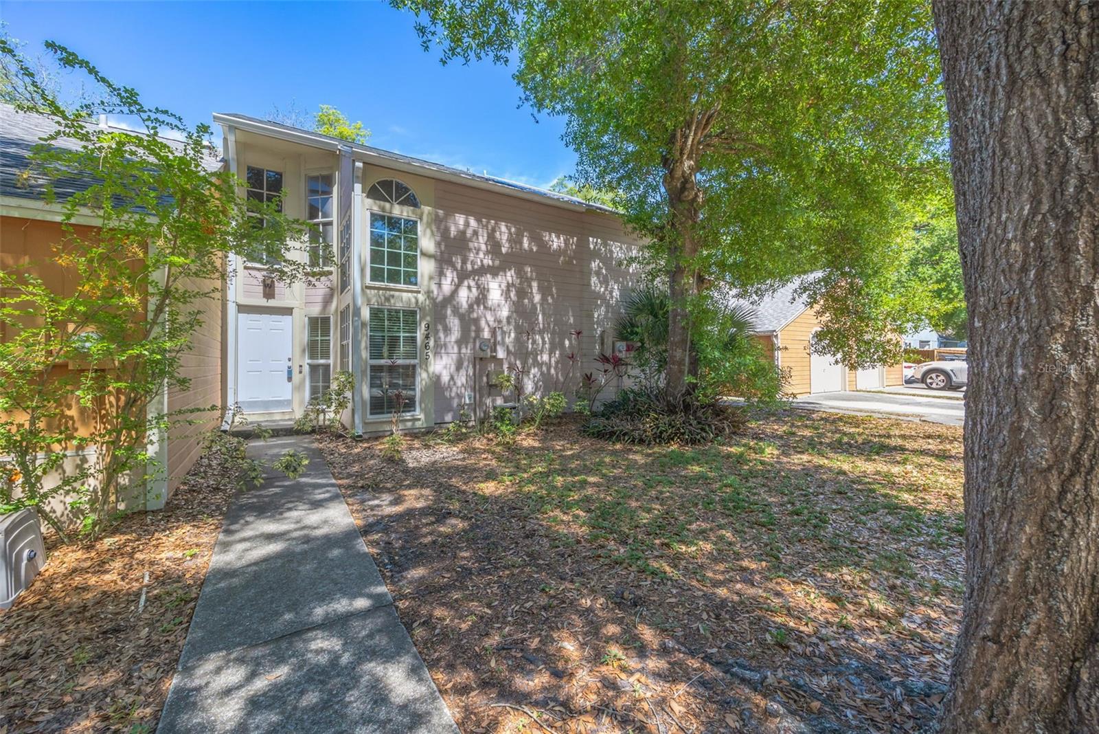 9465 FOREST HILLS CIR, TAMPA, FL, 33612