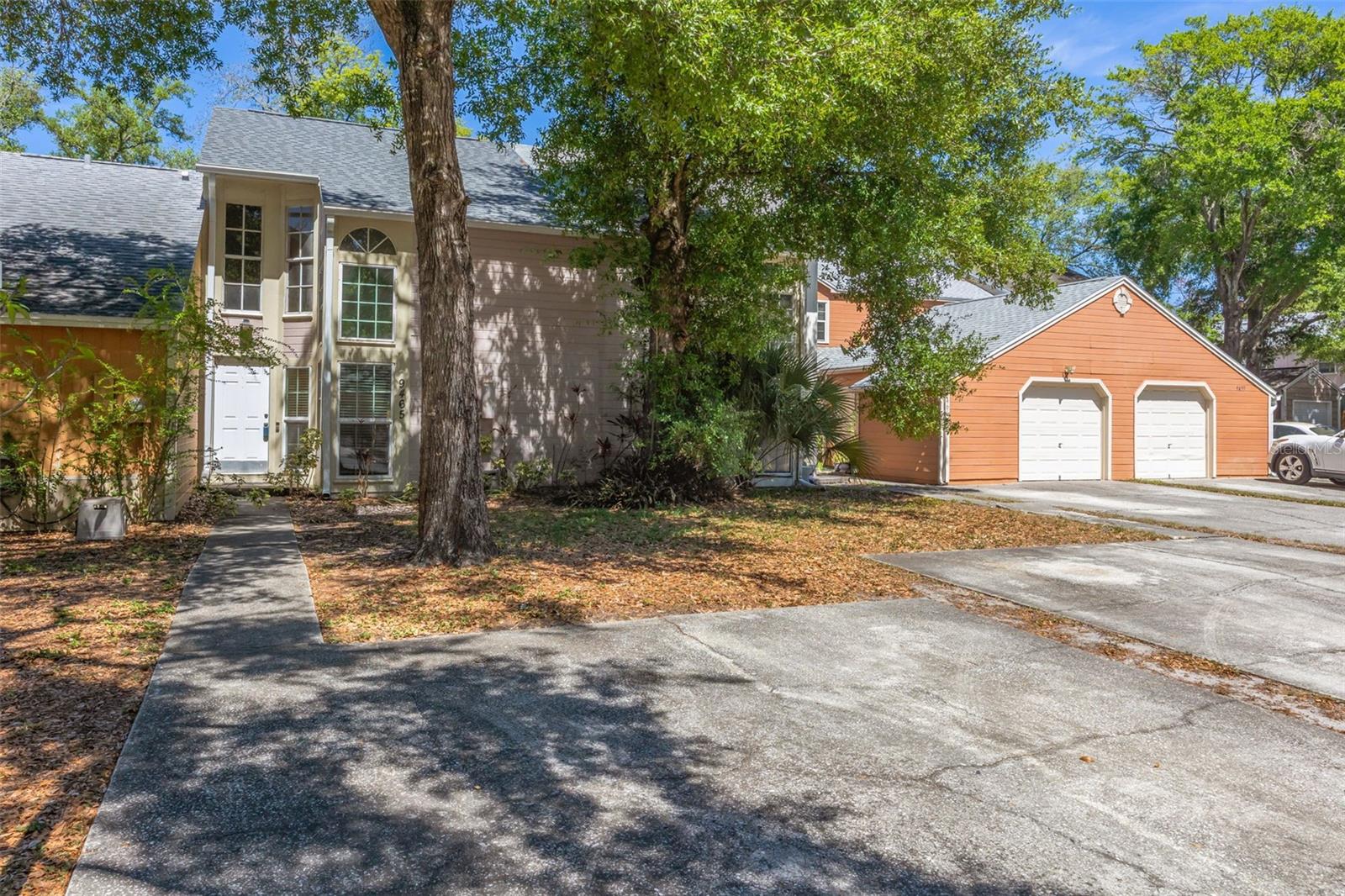 9465 FOREST HILLS CIR, TAMPA, FL, 33612