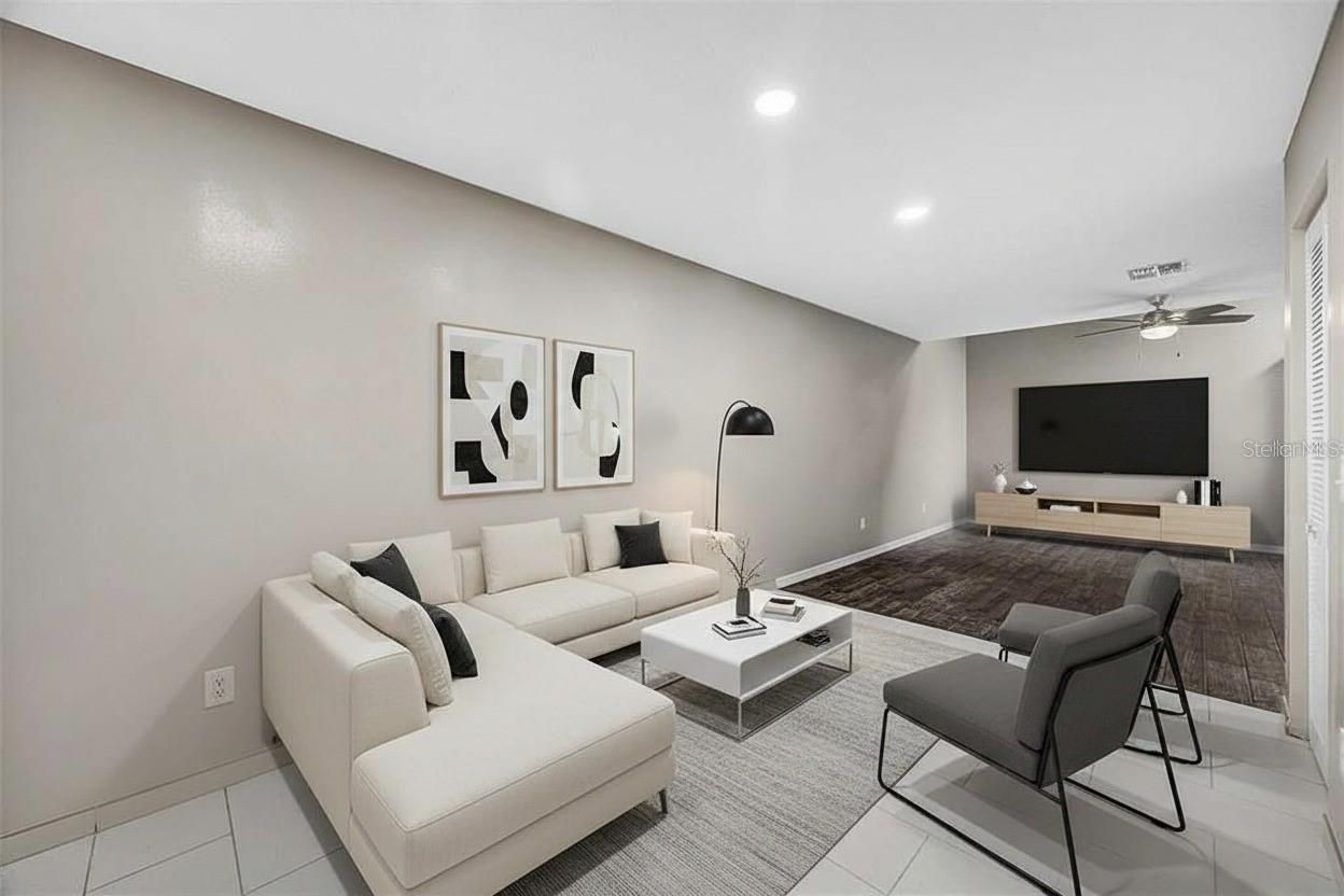 9465 FOREST HILLS CIR, TAMPA, FL, 33612