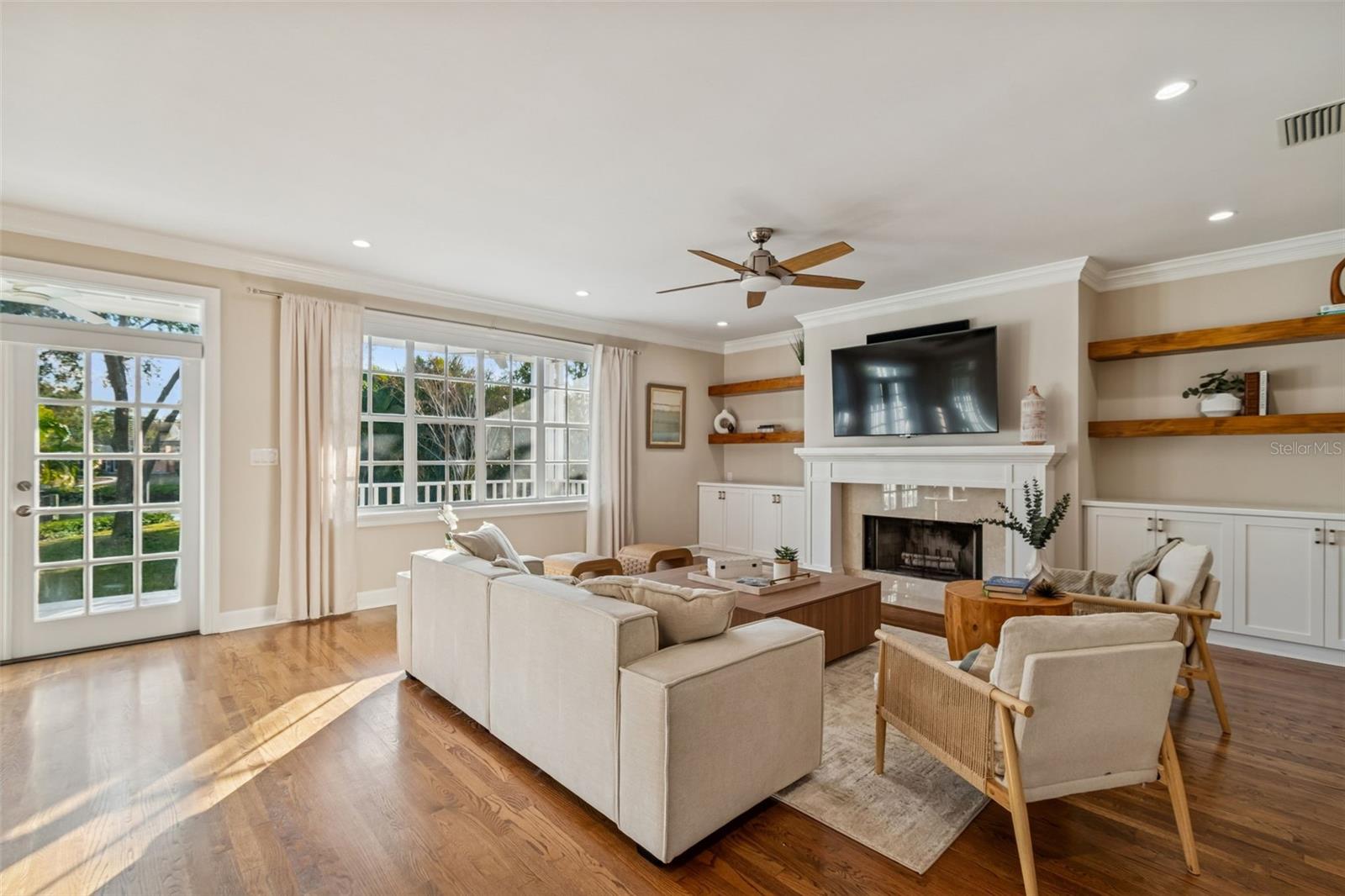 TB8479796 Property Photo