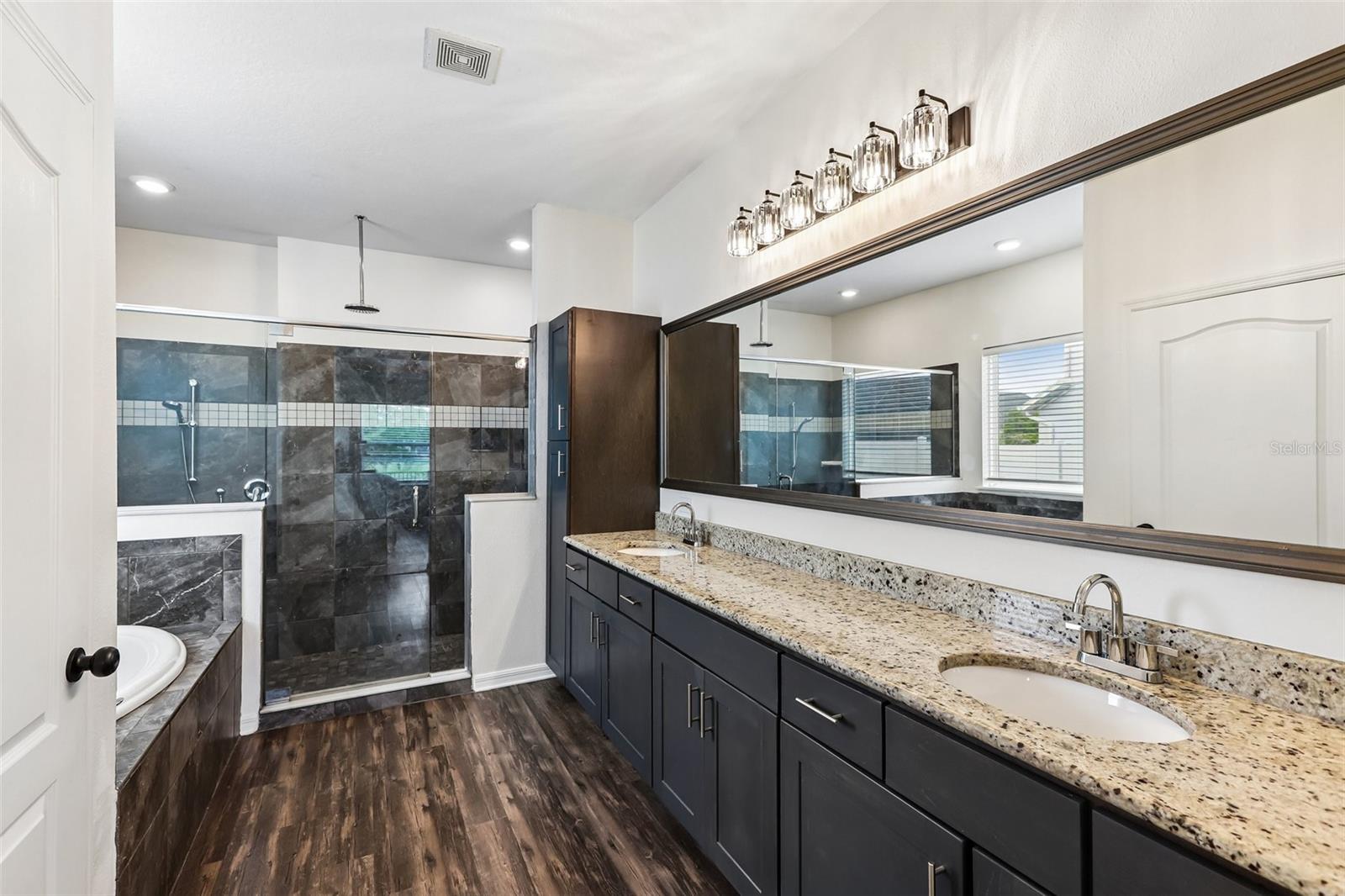 8245 OLIVE BROOK DR, WESLEY CHAPEL, FL, 33545