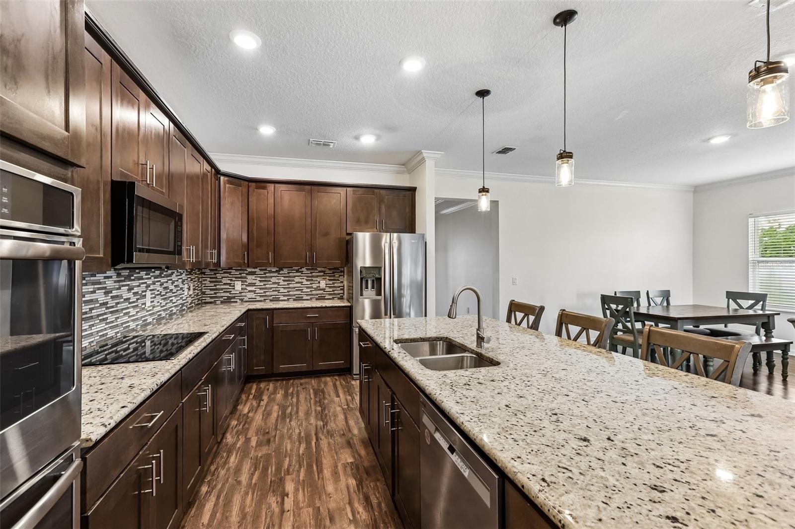 8245 OLIVE BROOK DR, WESLEY CHAPEL, FL, 33545