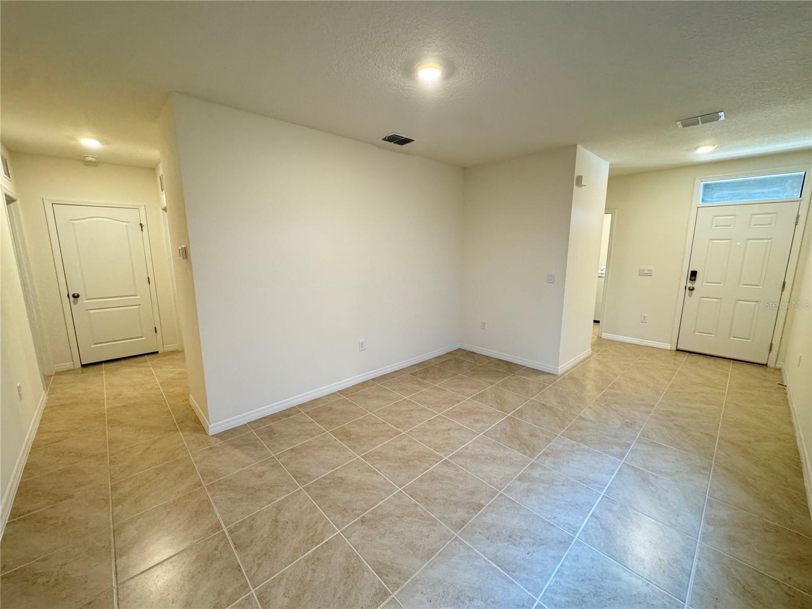 1180 CASCADES AVE, DAVENPORT, FL, 33837