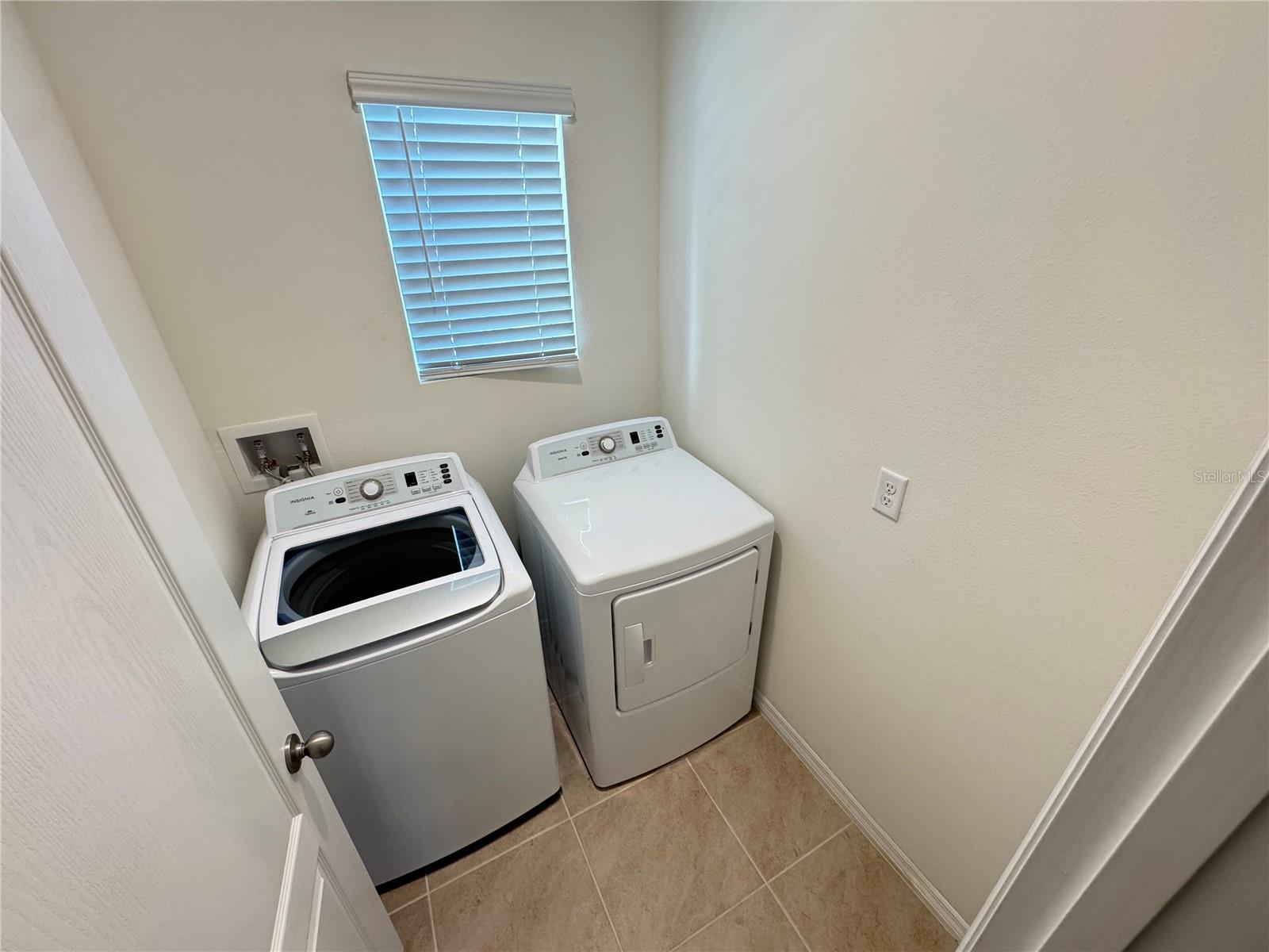 1180 CASCADES AVE, DAVENPORT, FL, 33837