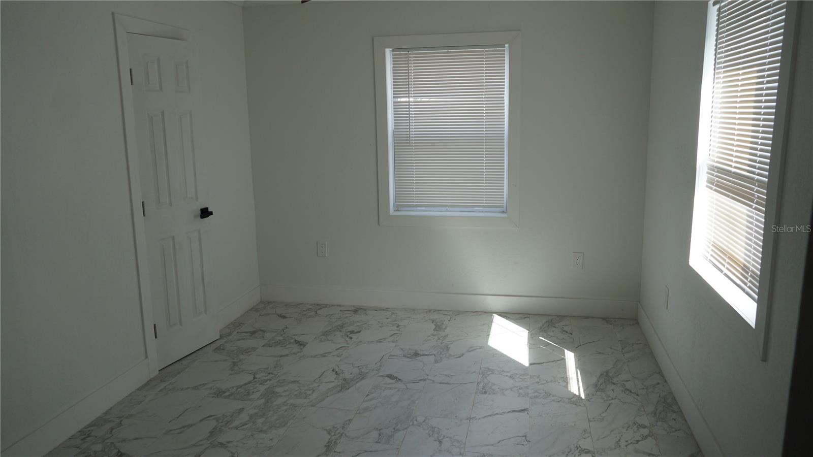 21883 BUXTON AVE, PORT CHARLOTTE, FL, 33952
