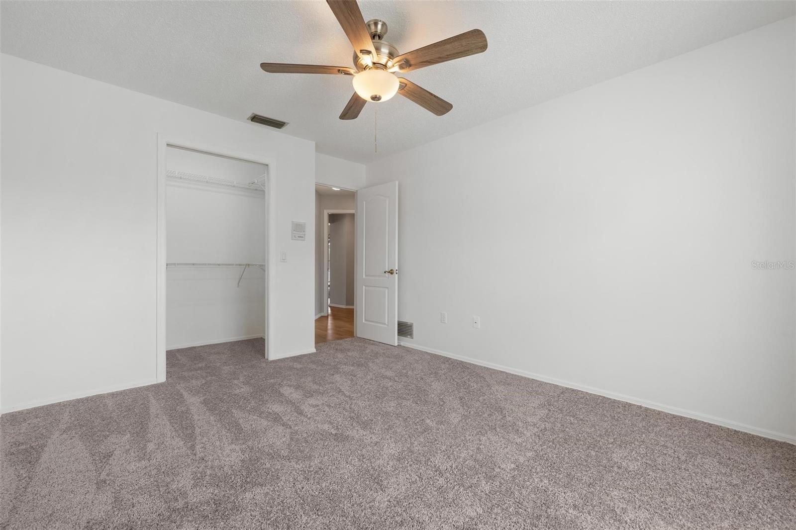 5009 SOUTHERN PINE CIR, VENICE, FL, 34293