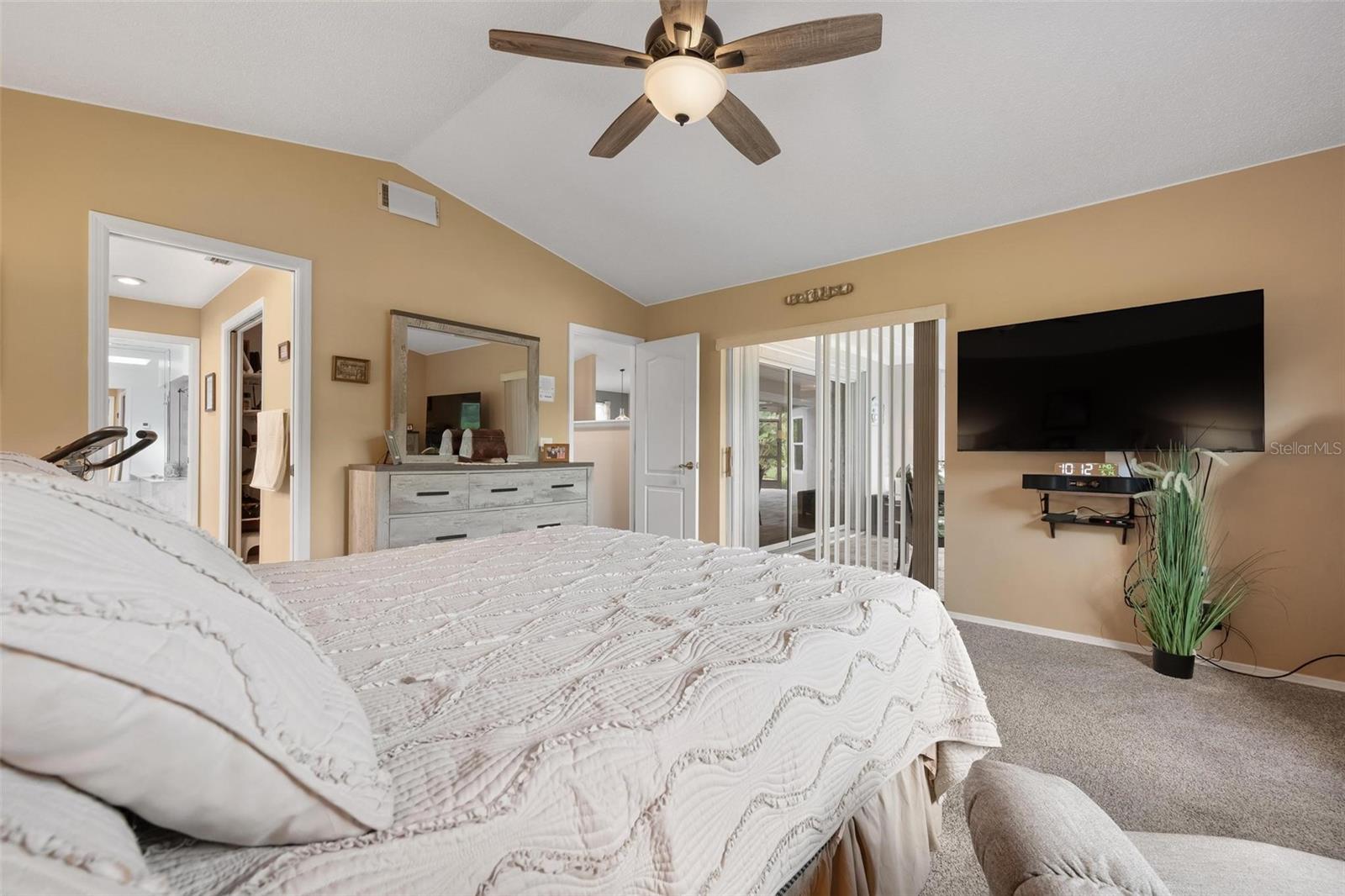 5009 SOUTHERN PINE CIR, VENICE, FL, 34293